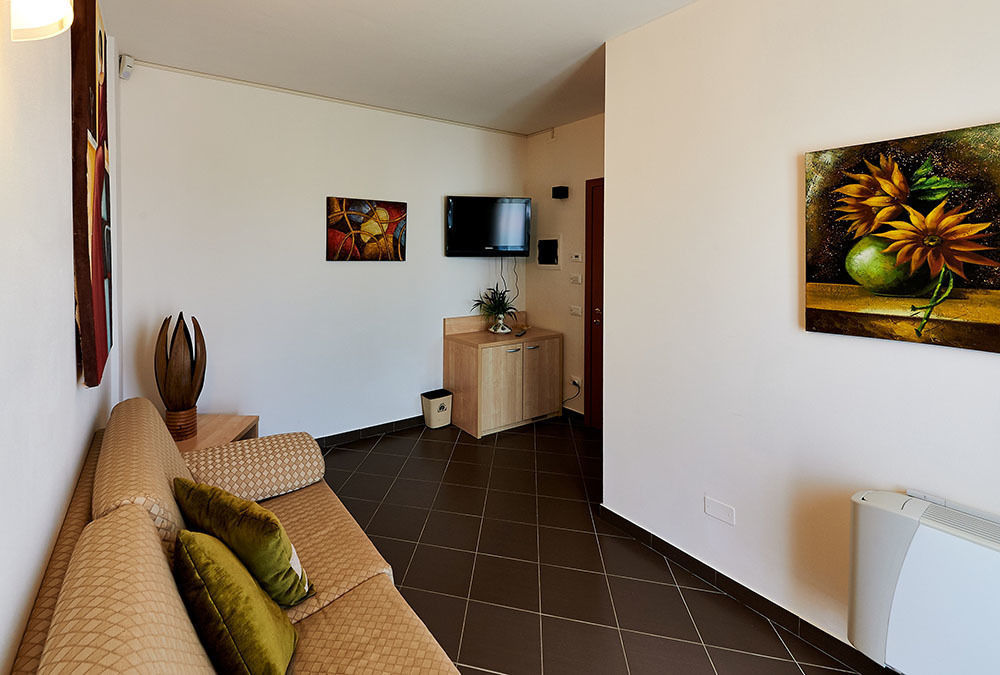 Bolgheri Marina Resort Marina Di Bibbona Zewnętrze zdjęcie
